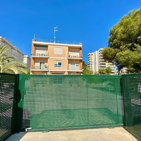Apto Al Lado De La Playa, 1 Dormitorio, Parking * Alicante